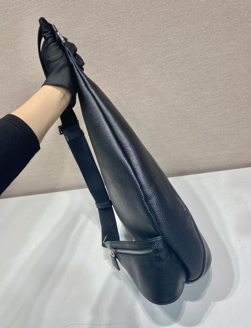 Pra*a waist chest packs